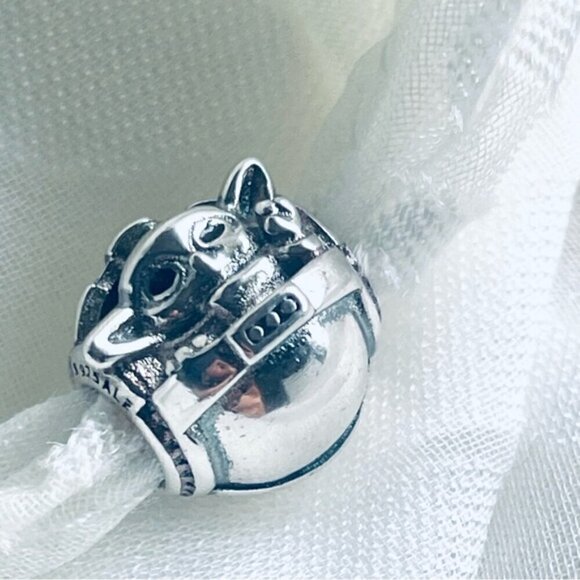 ✨ NWOT Baby Yoda Grogu 🟩 Charm – The Mandalorian ✨ - Picture 2 of 9